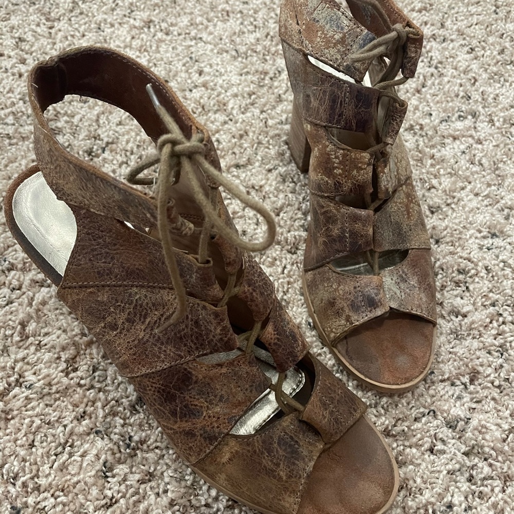 Chunky snakeskin heels